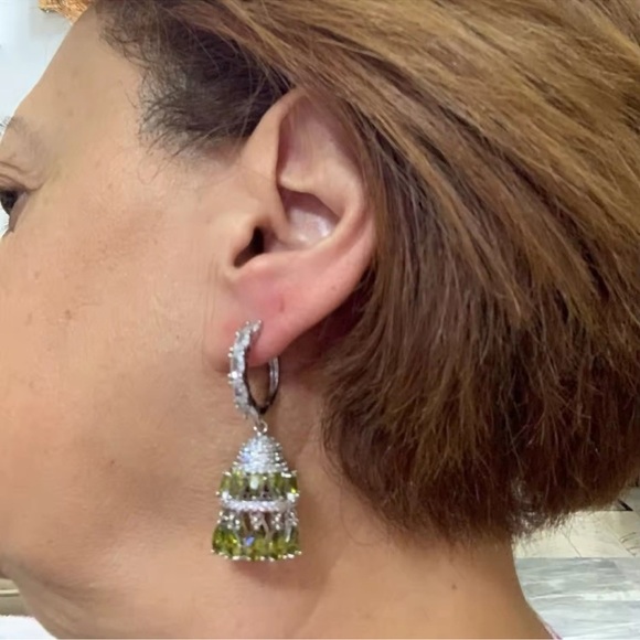 Elegant Diamond Zirconia Crystal Earrings - Picture 9 of 12